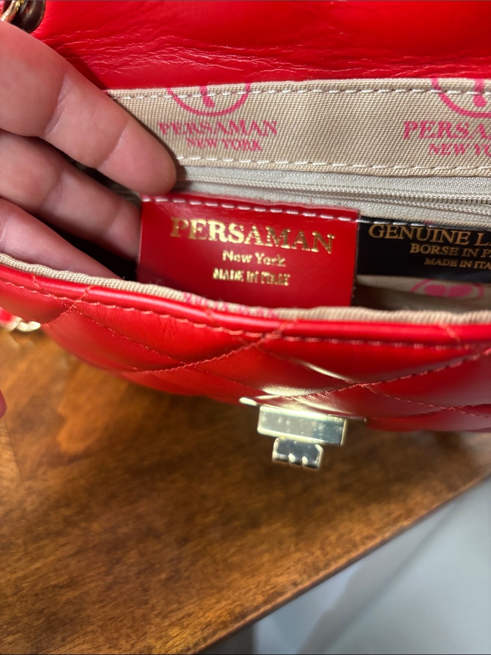 PERSAMAN NEW YORK Italian red quilted leather bag with gold chain strap - Picture 9 of 16